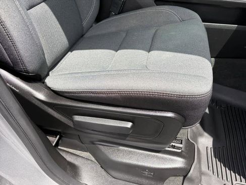 Used 2022 RAM 1500 Big Horn AWD/4WD image 7