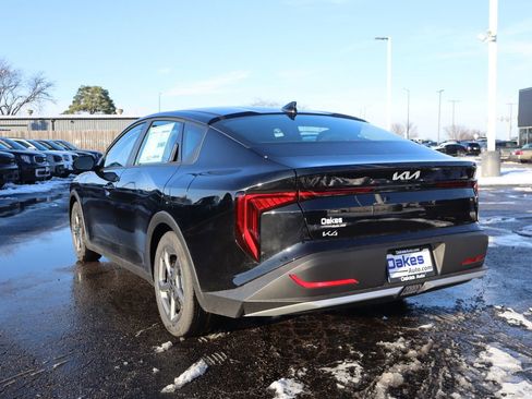 New 2025 Kia K4 LXS image 5