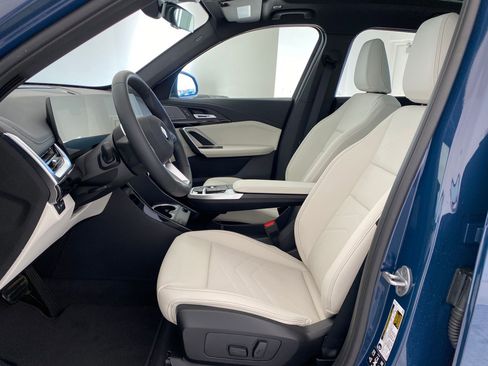 New 2026 BMW X1 xDrive28i w/ Convenience Package image 4