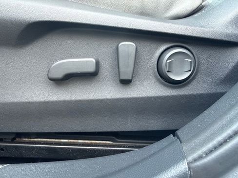 Certified 2022 Subaru Legacy Limited XT image 38