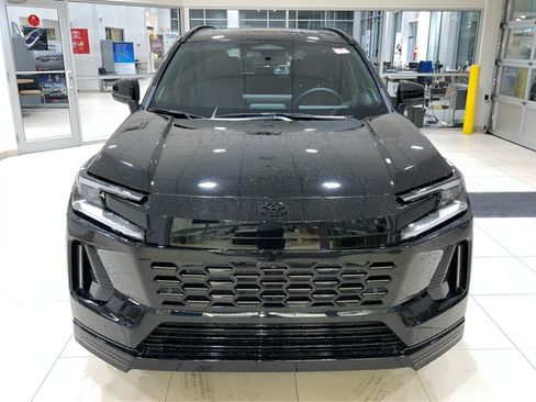 New 2026 Toyota RAV4 XSE AWD/4WD image 3