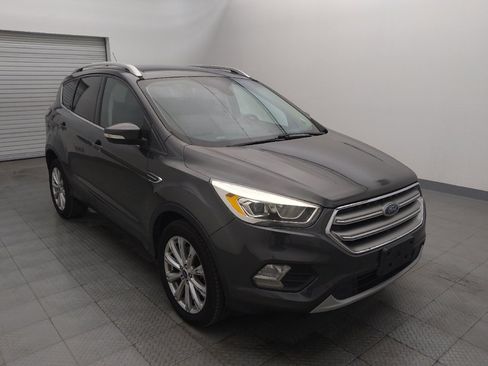 Used 2017 Ford Escape Titanium image 13