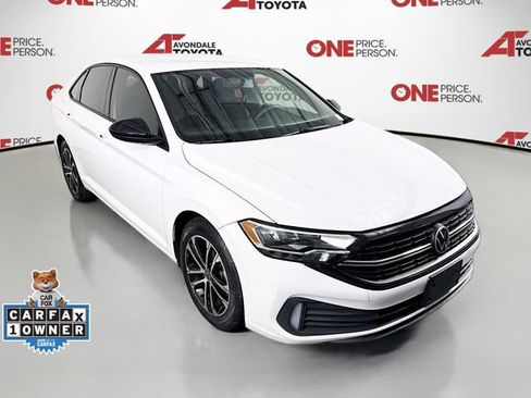 Used 2022 Volkswagen Jetta Sport FWD image 1