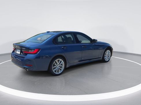 Used 2023 BMW 330i xDrive Sedan w/ Driving Assistance Package AWD/4WD image 8