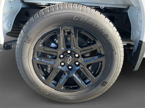 New 2026 Chevrolet Silverado 1500 Custom w/ LPO, Dark Essentials Package image 10