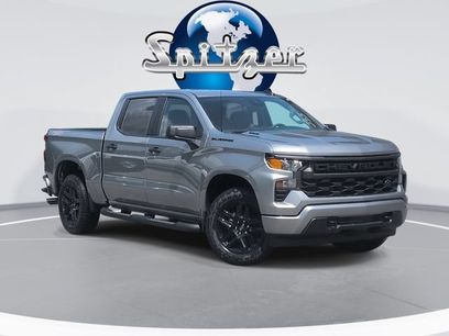 New 2026 Chevrolet Silverado 1500 Custom w/ Turbomax Blackout Package