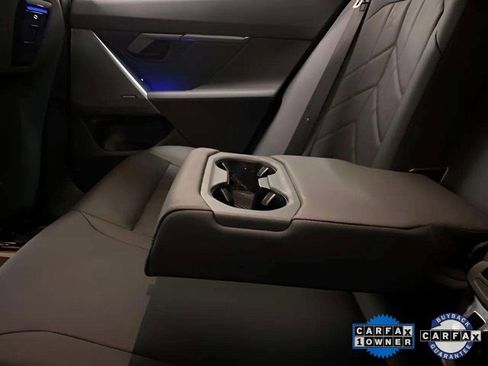 Used 2025 BMW 530i xDrive image 71