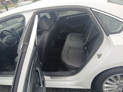Used 2016 Volkswagen Passat 1.8T SE image 21