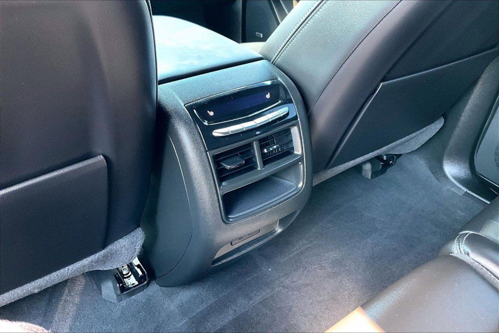 Certified 2026 Cadillac XT5 Premium Luxury w/ Driver Assist Package AWD/4WD image 10