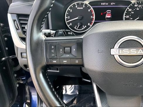 Used 2025 Nissan Rogue SV AWD/4WD image 18