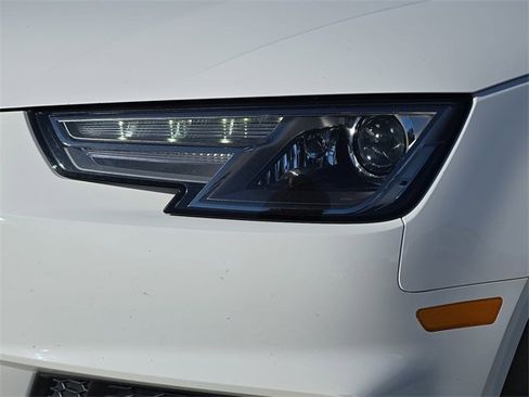 Used 2019 Audi A4 2.0T Premium w/ Convenience Package image 34