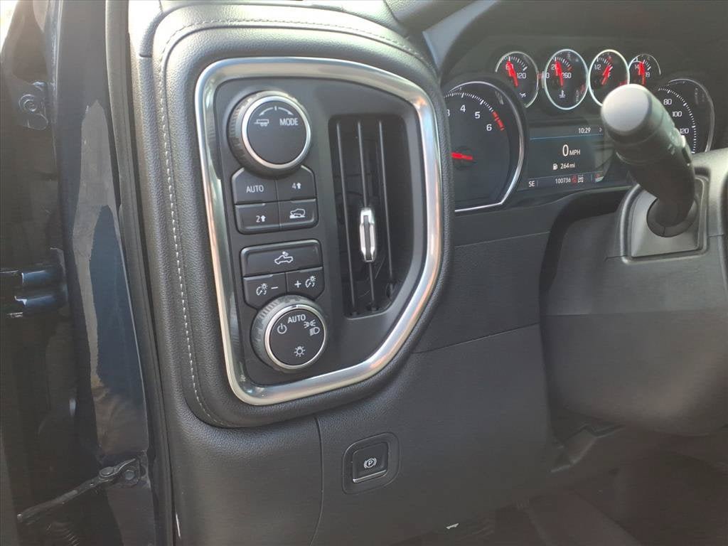 Used 2020 Chevrolet Silverado 1500 LT AWD/4WD image 18