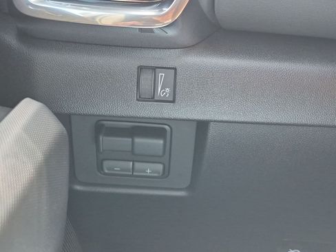 New 2026 GMC Canyon Elevation w/ Convenience Package RWD image 17