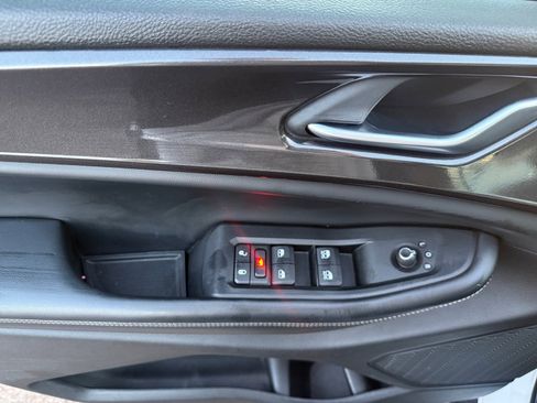 Used 2023 Jeep Grand Cherokee L Laredo image 14