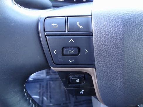 Used 2024 Toyota Crown XLE image 16