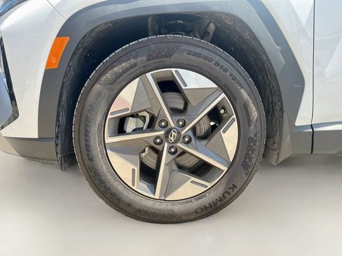 Used 2026 Hyundai Tucson SEL FWD image 32