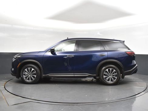 Certified 2023 INFINITI QX60 Pure image 4