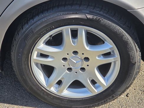 Used 2003 Mercedes-Benz E 320 Sedan image 7