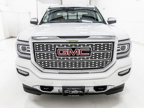 Used 2017 GMC Sierra 1500 Denali AWD/4WD image 11