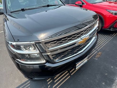 Used 2019 Chevrolet Tahoe LT AWD/4WD image 2