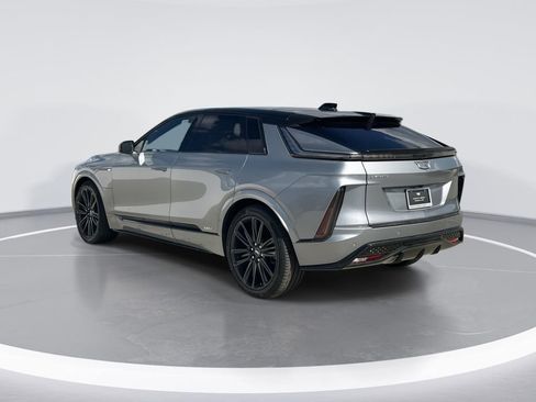 New 2026 Cadillac Lyriq V image 6