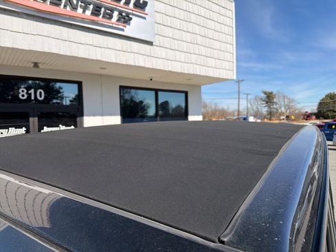 Used 2021 Jeep Wrangler Unlimited Rubicon image 12