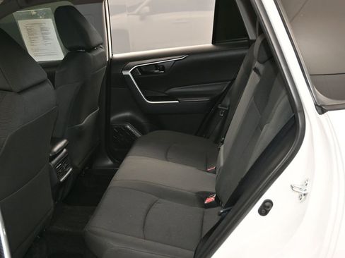 Used 2025 Toyota RAV4 LE AWD/4WD image 29