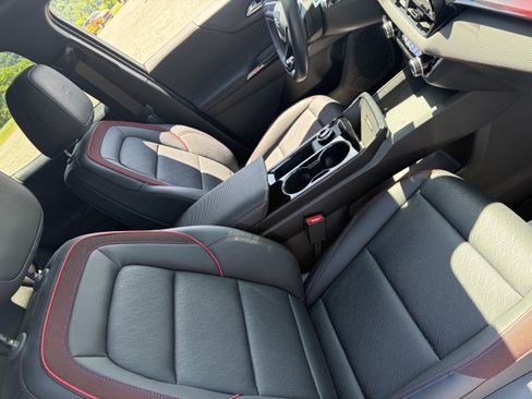 Used 2025 Chevrolet Equinox RS w/ Safety and Technology Package AWD/4WD image 14