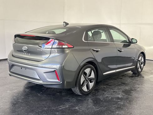 Used 2022 Hyundai Ioniq Limited image 11