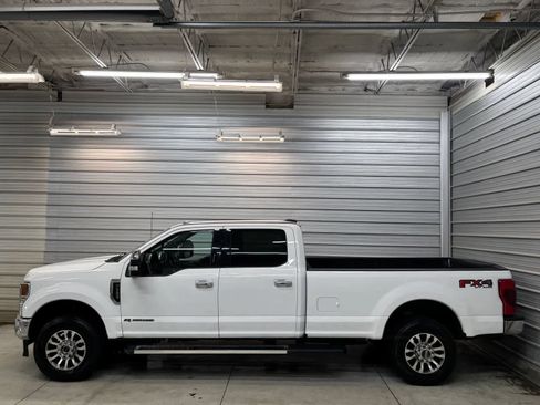 Used 2022 Ford F350 Lariat w/ Lariat Ultimate Package AWD/4WD image 8