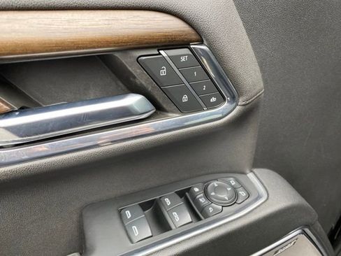 Certified 2024 Chevrolet Silverado 2500 High Country w/ Midnight Edition image 19