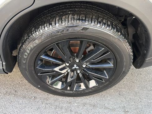 Used 2024 Mitsubishi Eclipse Cross LE AWD/4WD image 9