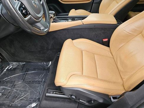 Used 2017 Volvo XC90 T6 Inscription w/ Vision Package image 14