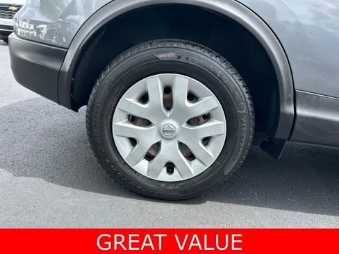 Used 2018 Nissan Rogue Sport S image 7