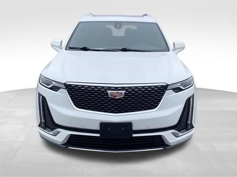 Certified 2024 Cadillac XT6 Luxury w/ LPO, Floor Liner Package FWD image 2