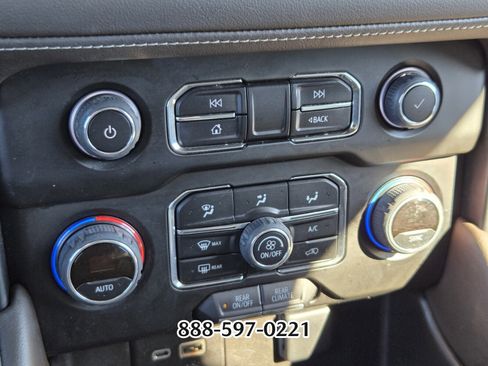 Used 2023 Chevrolet Tahoe LS image 23