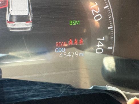 Used 2025 Toyota RAV4 XLE AWD/4WD image 22