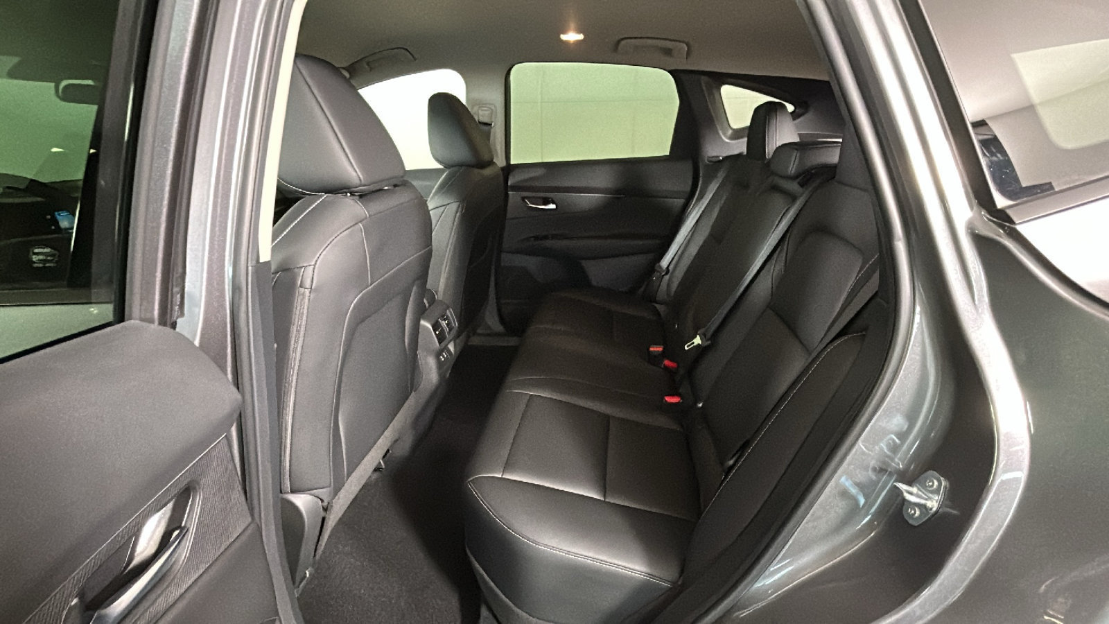 Certified 2026 Nissan Murano SV AWD/4WD image 35