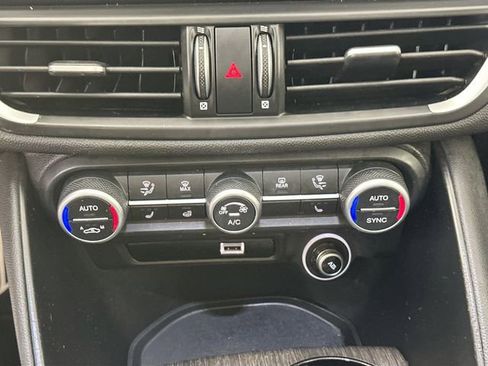 Used 2023 Alfa Romeo Giulia Ti image 15