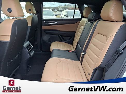 New 2026 Volkswagen Atlas Cross Sport SEL image 5