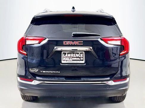Certified 2022 GMC Terrain SLT w/ Infotainment Package II FWD image 5