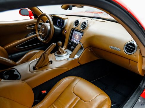 Used 2014 SRT Viper GTS w/ GTS Laguna Interior Package image 44
