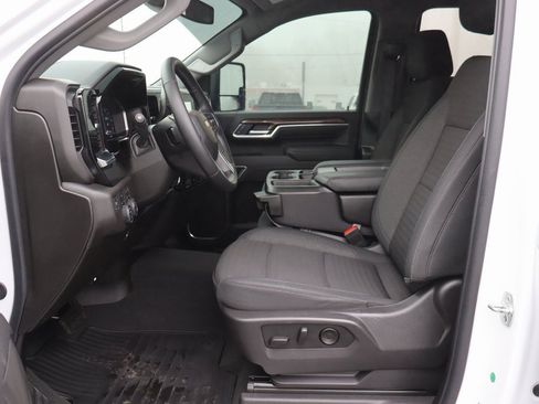 Used 2025 Chevrolet Silverado 2500 LT w/ All Star Edition image 4