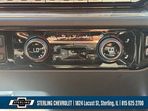Used 2022 Chevrolet Silverado 1500 LT Trail Boss w/ LT Trail Boss Premium Package AWD/4WD image 24