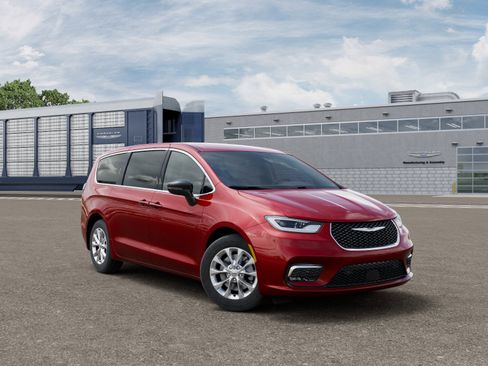 New 2026 Chrysler Pacifica Select image 19