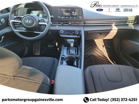 New 2025 Hyundai Elantra Blue image 10