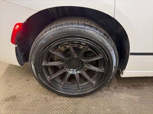 Used 2019 Dodge Charger Police w/ Street Appearance Group image 38