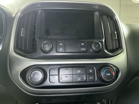 Used 2022 Chevrolet Colorado LT w/ Fleet Safety Package image 20