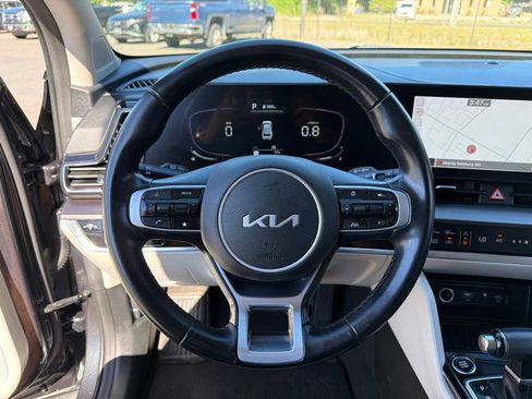 Used 2023 Kia Sportage EX FWD image 16