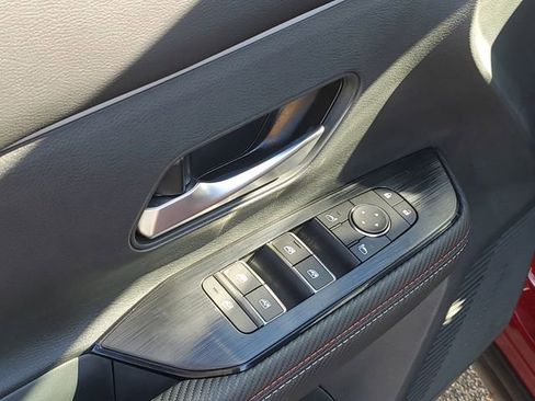 New 2026 Nissan Kicks SR w/ Cold Weather Package image 24